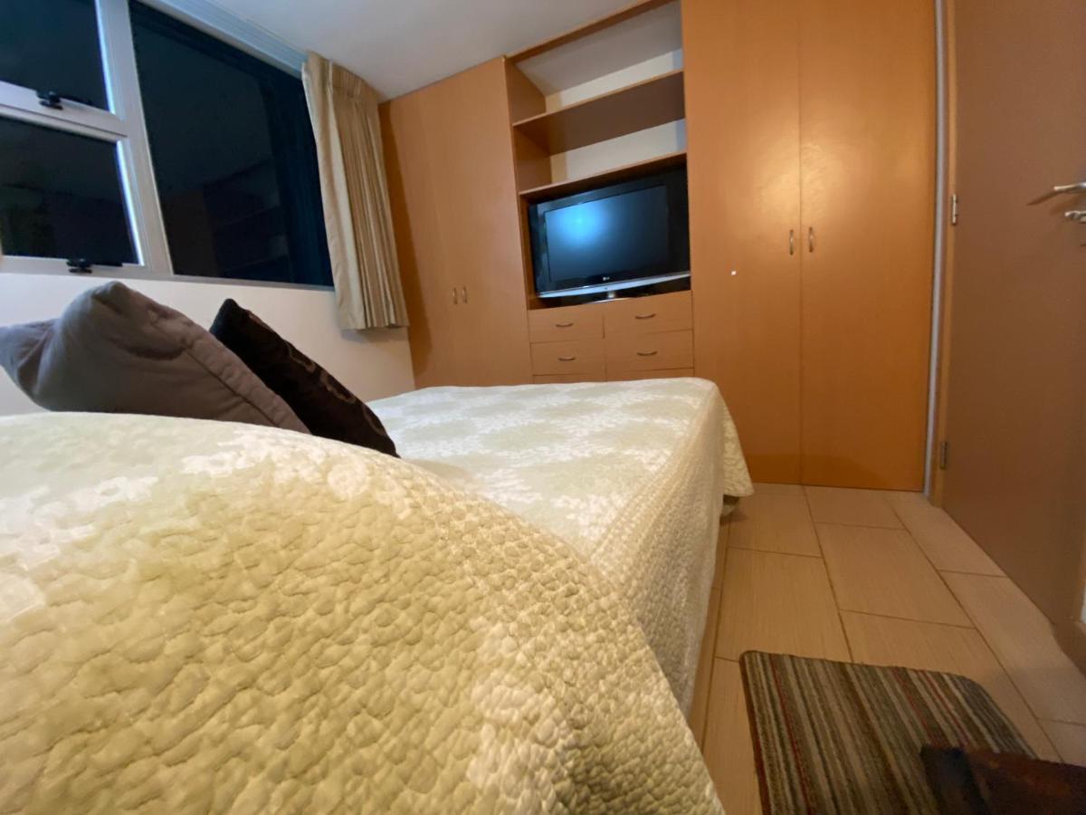 2 Rooms, 1 King Size Bed, 64" Smart Hdtv Guatemala City Екстер'єр фото