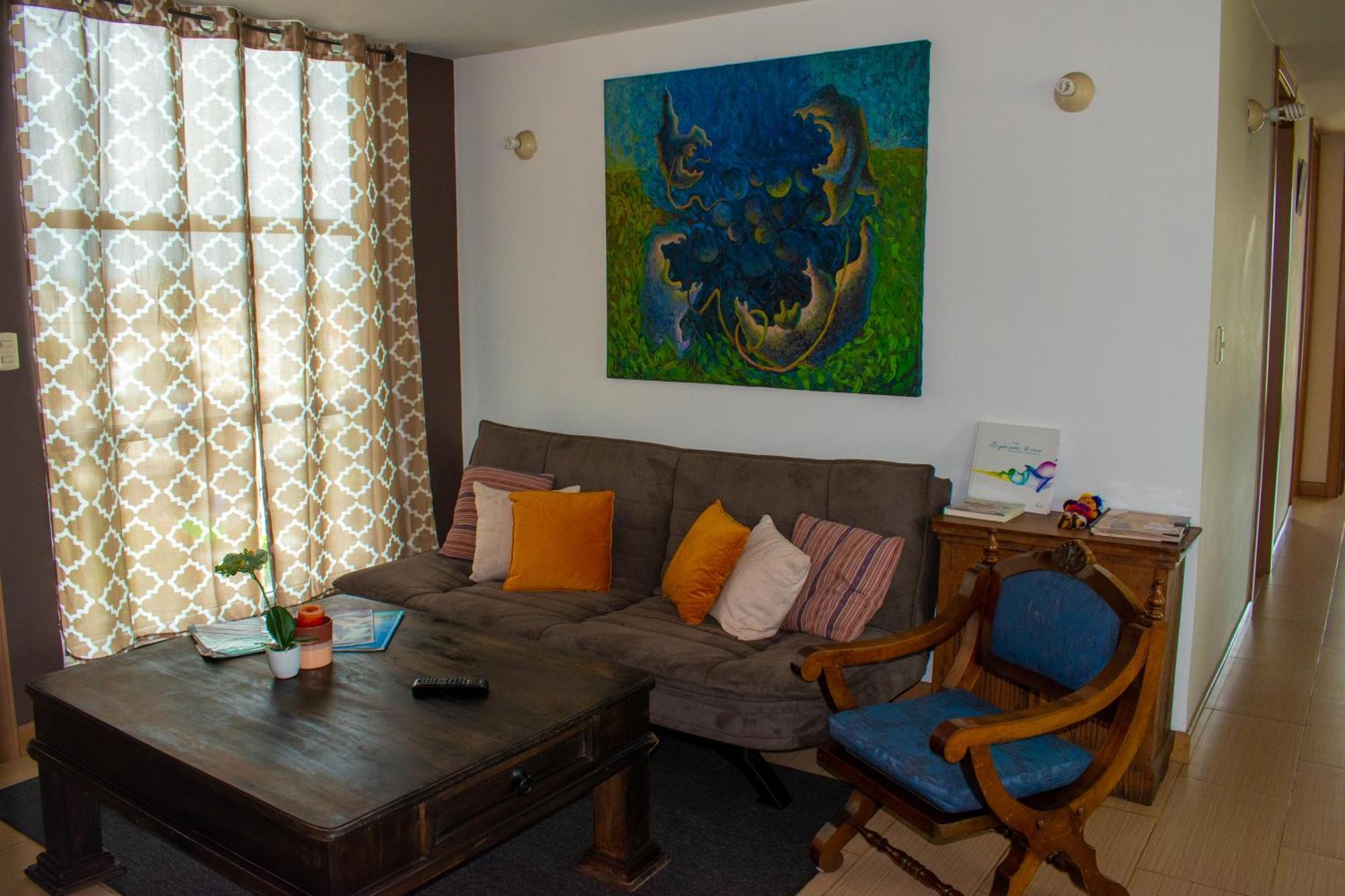 2 Rooms, 1 King Size Bed, 64" Smart Hdtv Guatemala City Екстер'єр фото